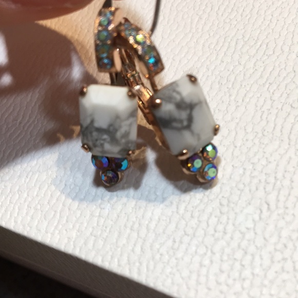 Marble Bracelet & Earrings - Picture 2 of 3